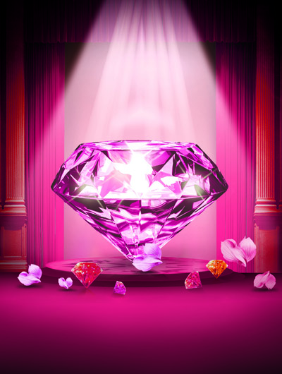 Сцена с розовым бриллиантом